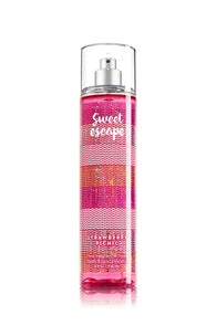 Bath and Body Works Fine Fragrance Mist Sweet Escape Strawberry Picnic 8 Ounce Full Size